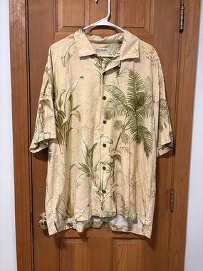 Tommy Bahama Silk Cream Hawaiian Camp Shirt with Palm Frond Banana Leaf Print XL